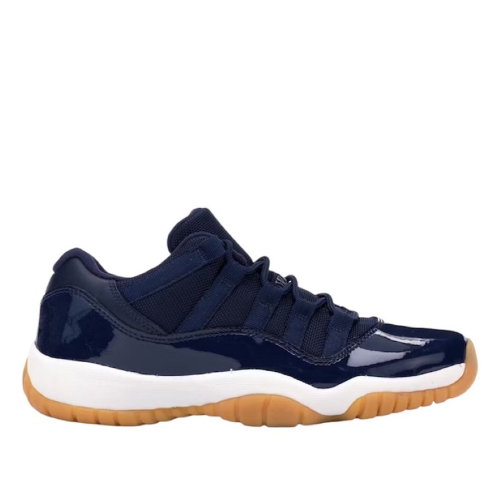 Jordan 11 Retro Low Midnight Navy Pre Owned Size 7Y